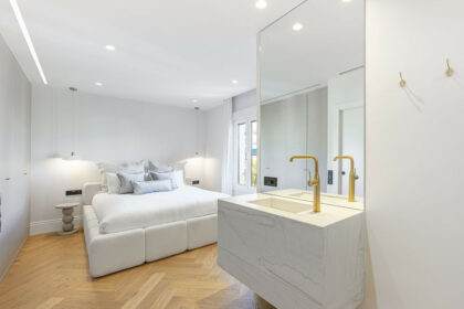 4c401e1f77bf3a79a1ea653ea8c3b82d - 30