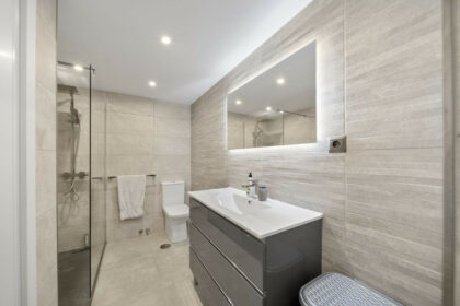 4d1245abbb55bc1fa4fe10aa9ca571d8 - 12