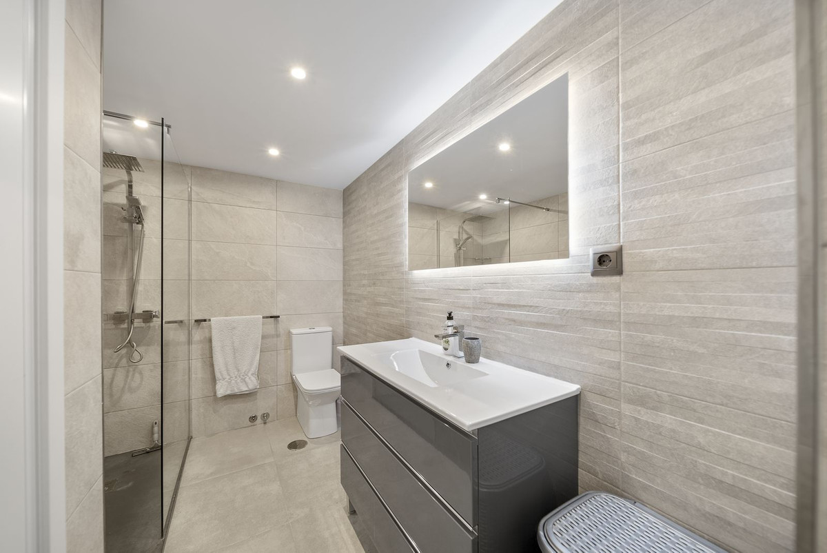 4d1245abbb55bc1fa4fe10aa9ca571d8 - 12