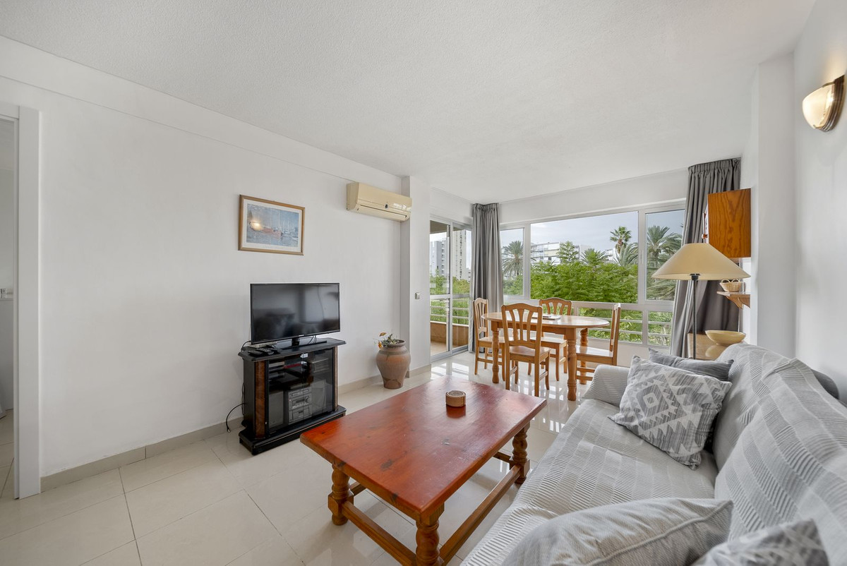 4d1245abbb55bc1fa4fe10aa9ca571d8 - 3