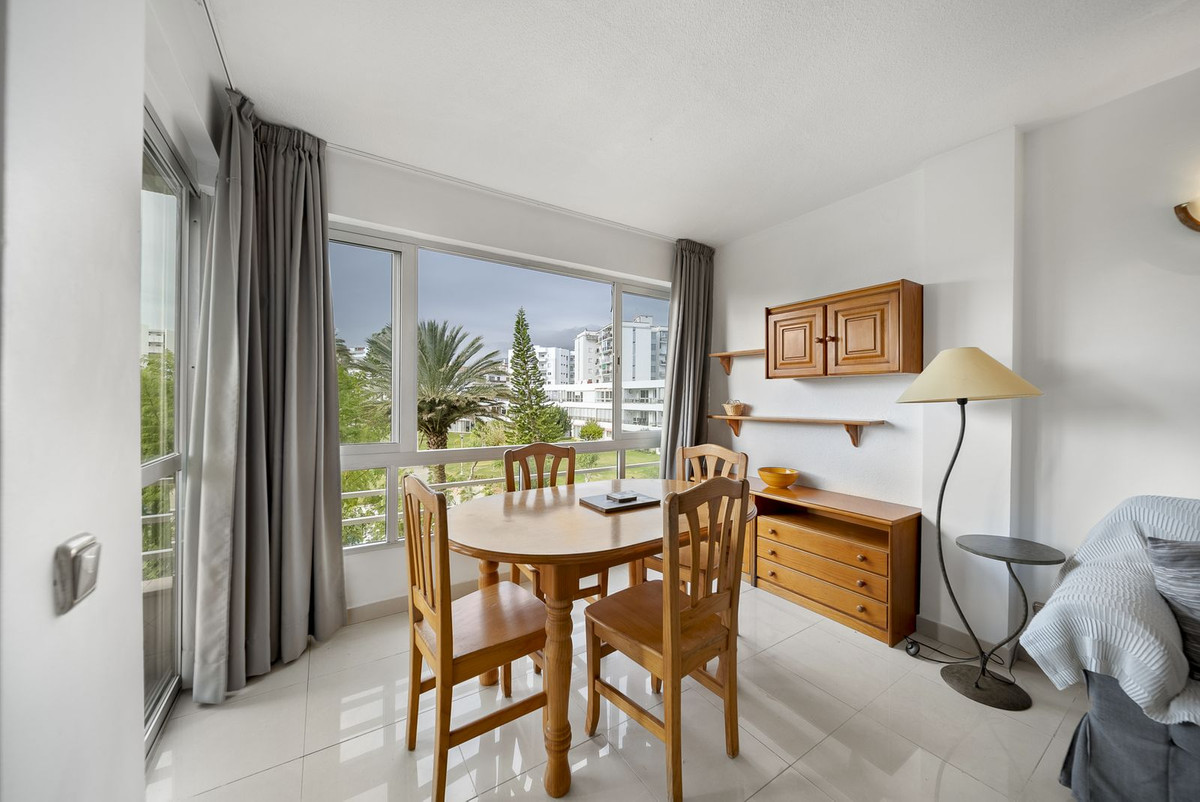 4d1245abbb55bc1fa4fe10aa9ca571d8 - 5