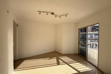 4d31a9ecb8427d0cedcd4c1cab4fdd6a - 4