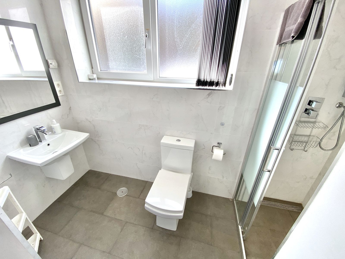 4d80e358dbd282eaafb6fe22f865bfed - 25