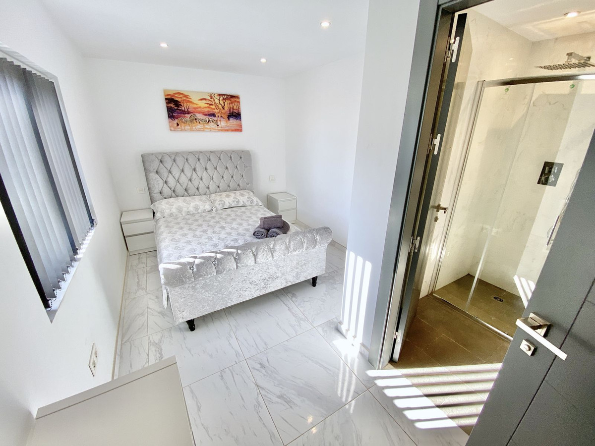 4d80e358dbd282eaafb6fe22f865bfed - 30