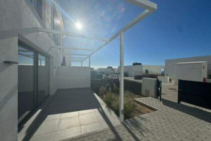 4dfb3d82e20a27cc16f7a895e670b46f - 16