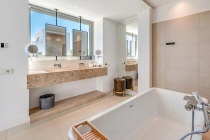 4e76c4e7d1e6691e65afb7b8fa5ab1fd - 18