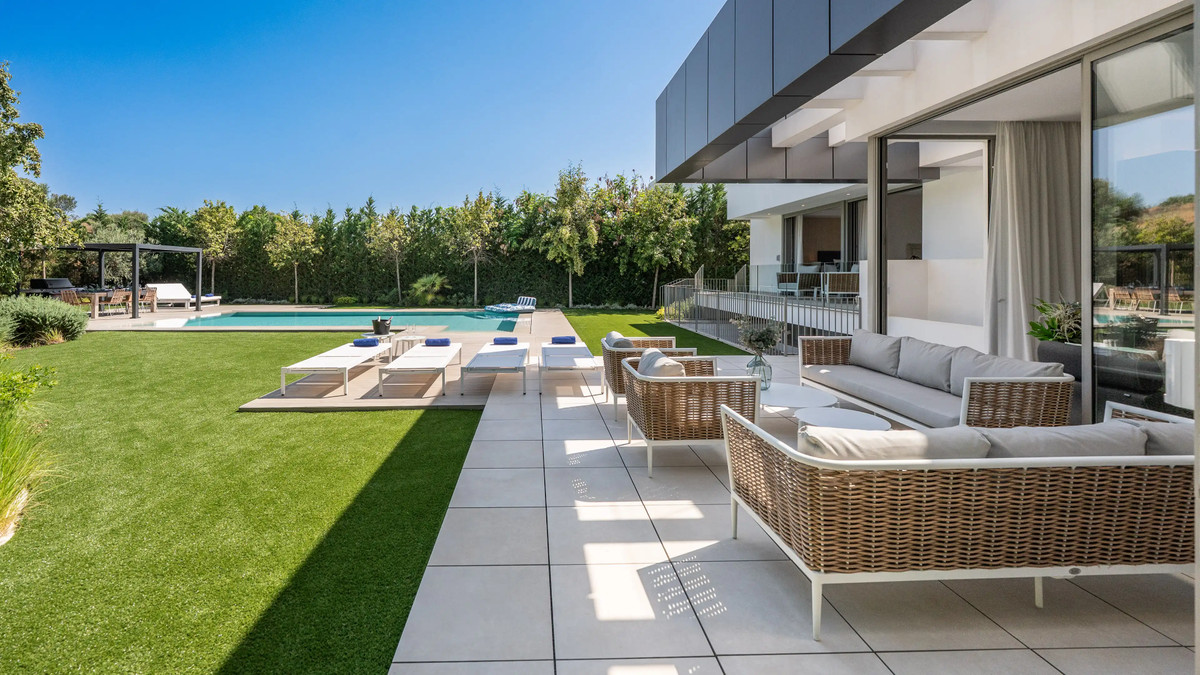 4e76c4e7d1e6691e65afb7b8fa5ab1fd - 31