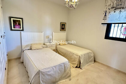 4ef9aef166e1e34b1e0249498b2033c7 - 8