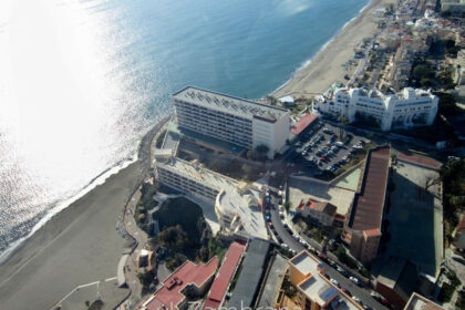 4feabb29c5e8f0da9eff54adbdeb1f76 - 34