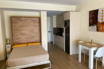 4feabb29c5e8f0da9eff54adbdeb1f76 - 9