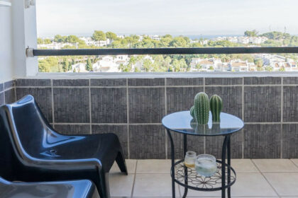 4ff29e939936a5db76d9cb7497879585 - 18