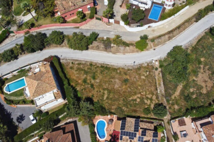 507d2f197dc85358844062cc85bce5da - 13