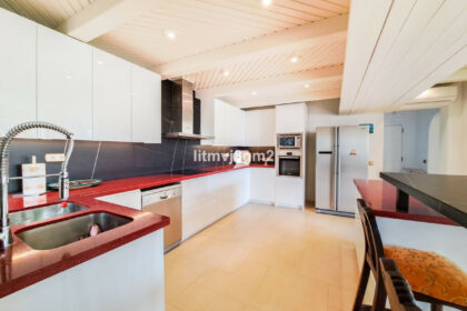 50df1ddbc8977d5a75782f57610265de - 25