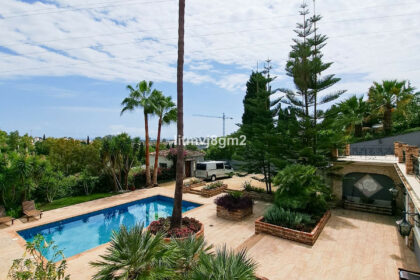 50df1ddbc8977d5a75782f57610265de - 30