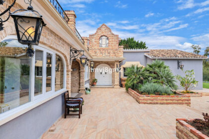 50df1ddbc8977d5a75782f57610265de - 39