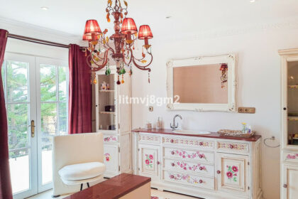 50df1ddbc8977d5a75782f57610265de - 42