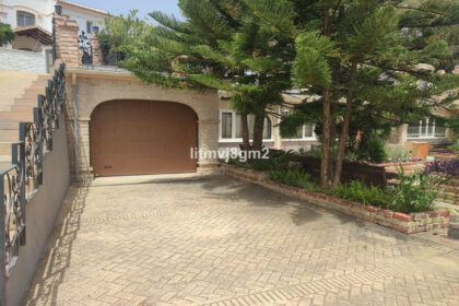 50df1ddbc8977d5a75782f57610265de - 44