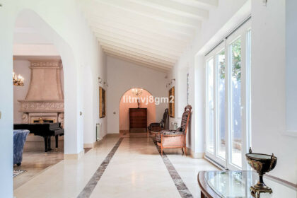 50df1ddbc8977d5a75782f57610265de - 7