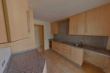 51700f9fa88b32f0c3feab5f0293f059 - 30