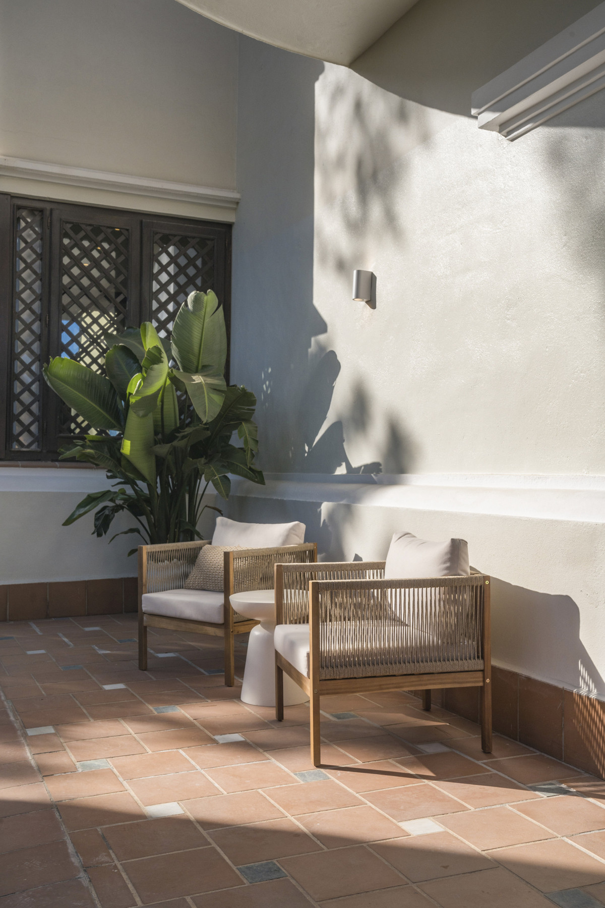 5194aff81e91b97762d0aa8659cf9c0e - 23