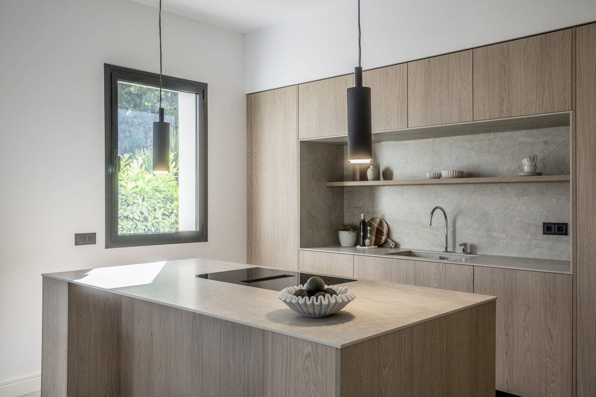 5194aff81e91b97762d0aa8659cf9c0e - 6