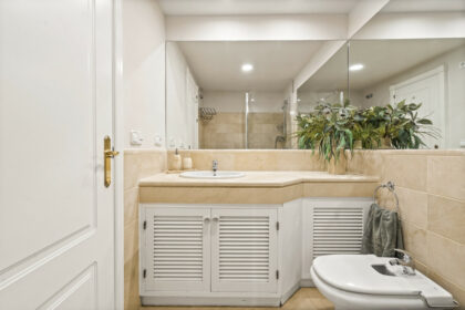 51f5eee897ec4fba0134441cabe8378f - 19