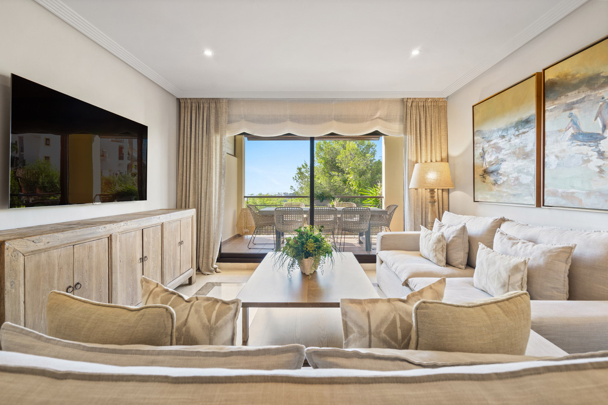 51f5eee897ec4fba0134441cabe8378f - 2