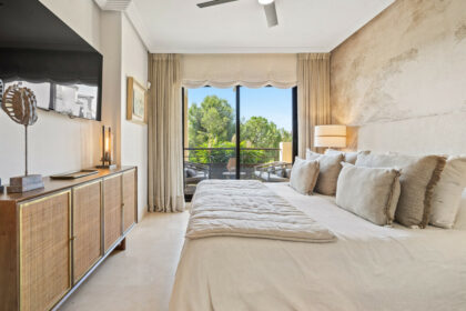 51f5eee897ec4fba0134441cabe8378f - 3