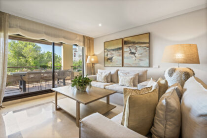 51f5eee897ec4fba0134441cabe8378f - 9