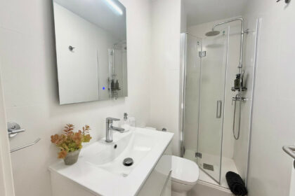 52308b7a0456d6d3a86e51cab04fa65d - 12