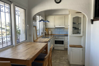 524471c414eadb800e54fdaea7b53cd8 - 13