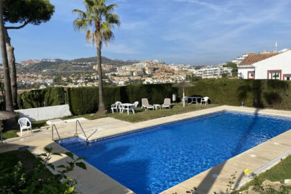 524471c414eadb800e54fdaea7b53cd8 - 23