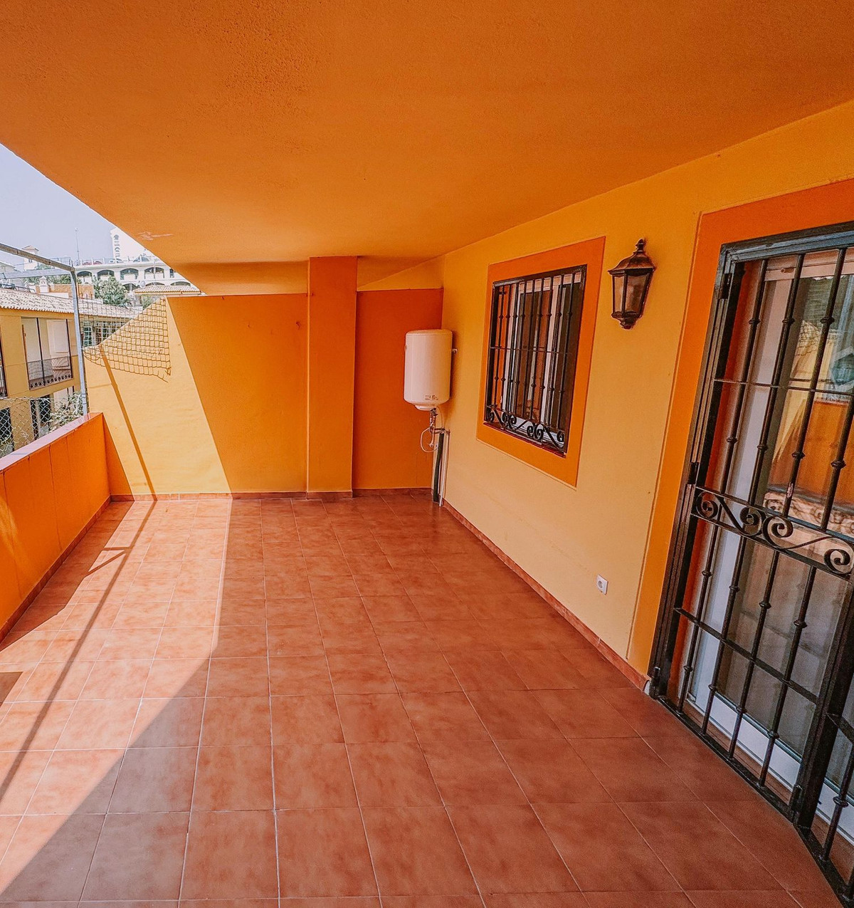 5251429914705c67a5ad692e3f3a8728 - 22