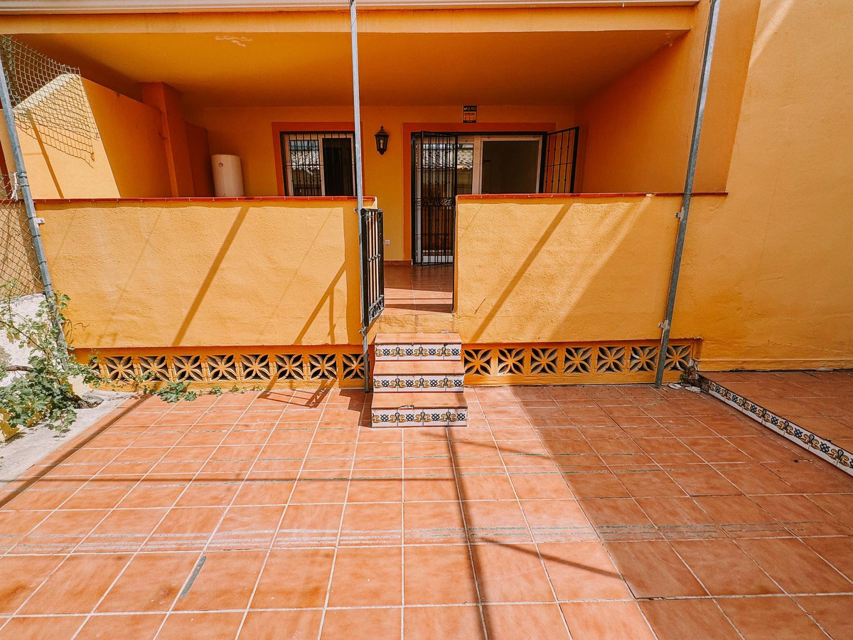 5251429914705c67a5ad692e3f3a8728 - 23