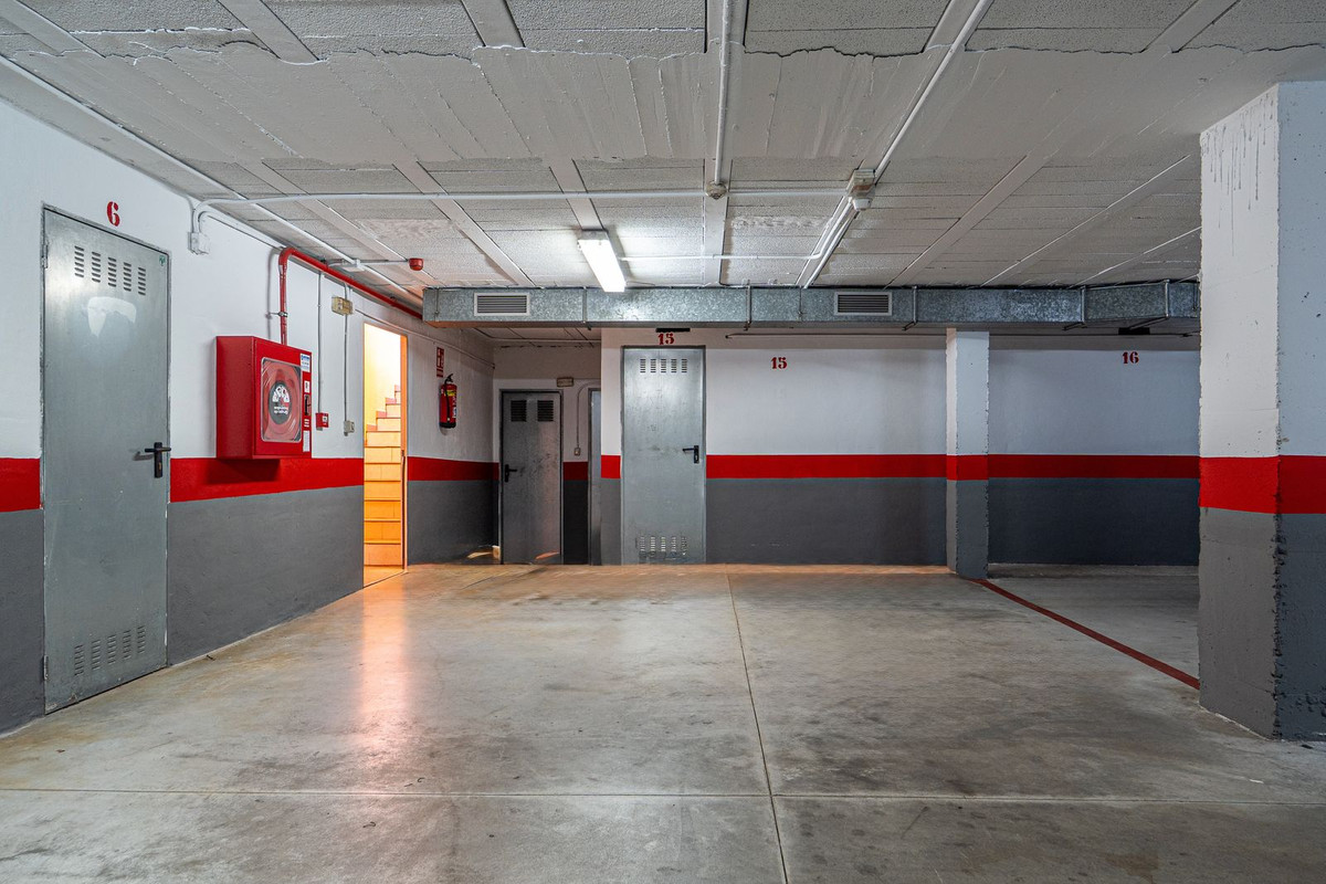 5251429914705c67a5ad692e3f3a8728 - 25