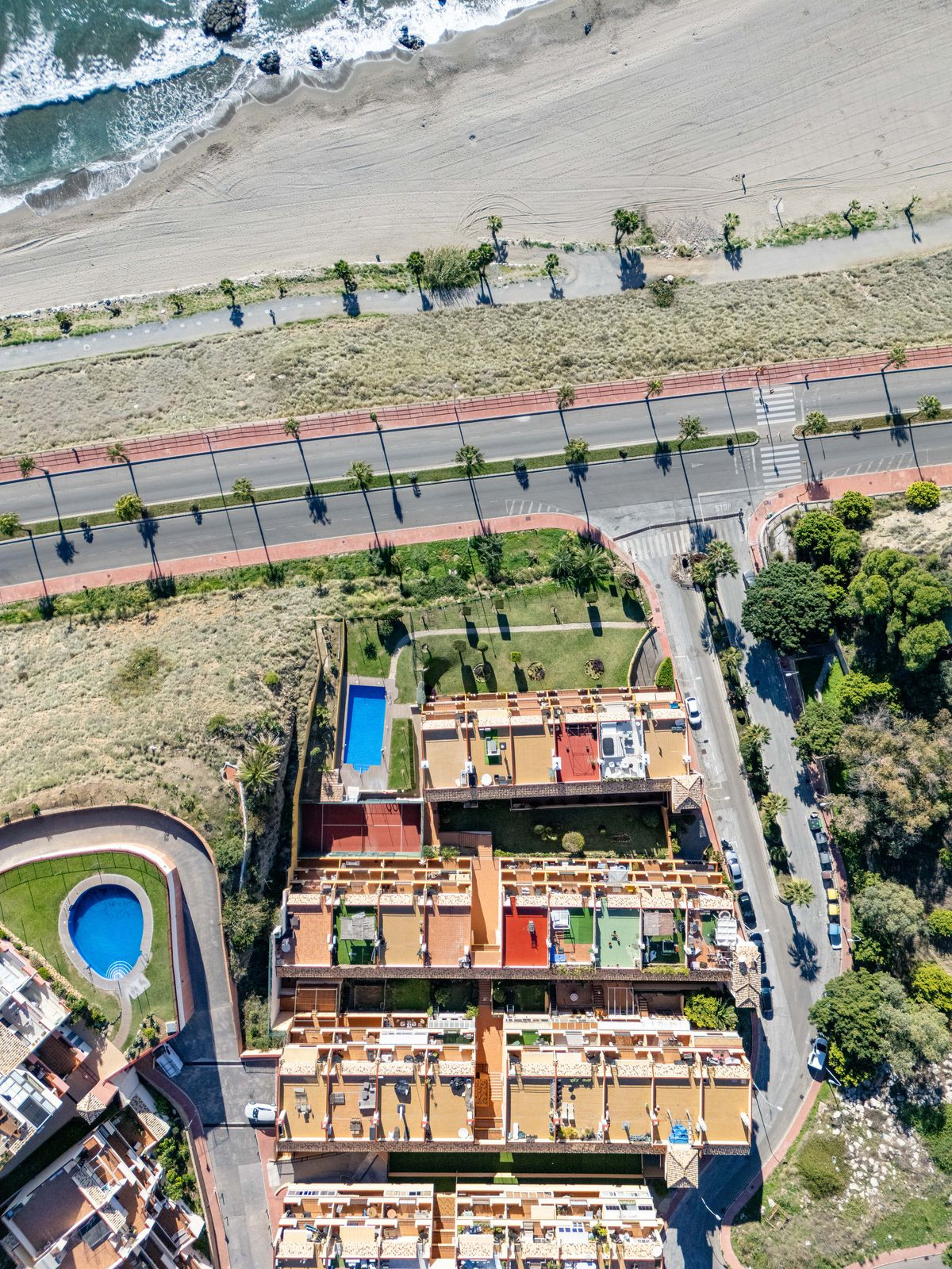 5251429914705c67a5ad692e3f3a8728 - 31