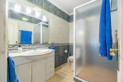 5337b7594bdce4f84cd36758fdfe28a3 - 12