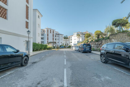 5488fb00a1316be99e2bfb4bb640c356 - 8