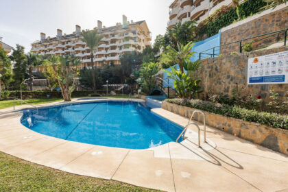 54a9414bd85b9a4858ad699374429b2c - 19