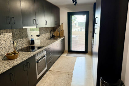 5546409c618dda8969bb7468c5a0f3ba - 8