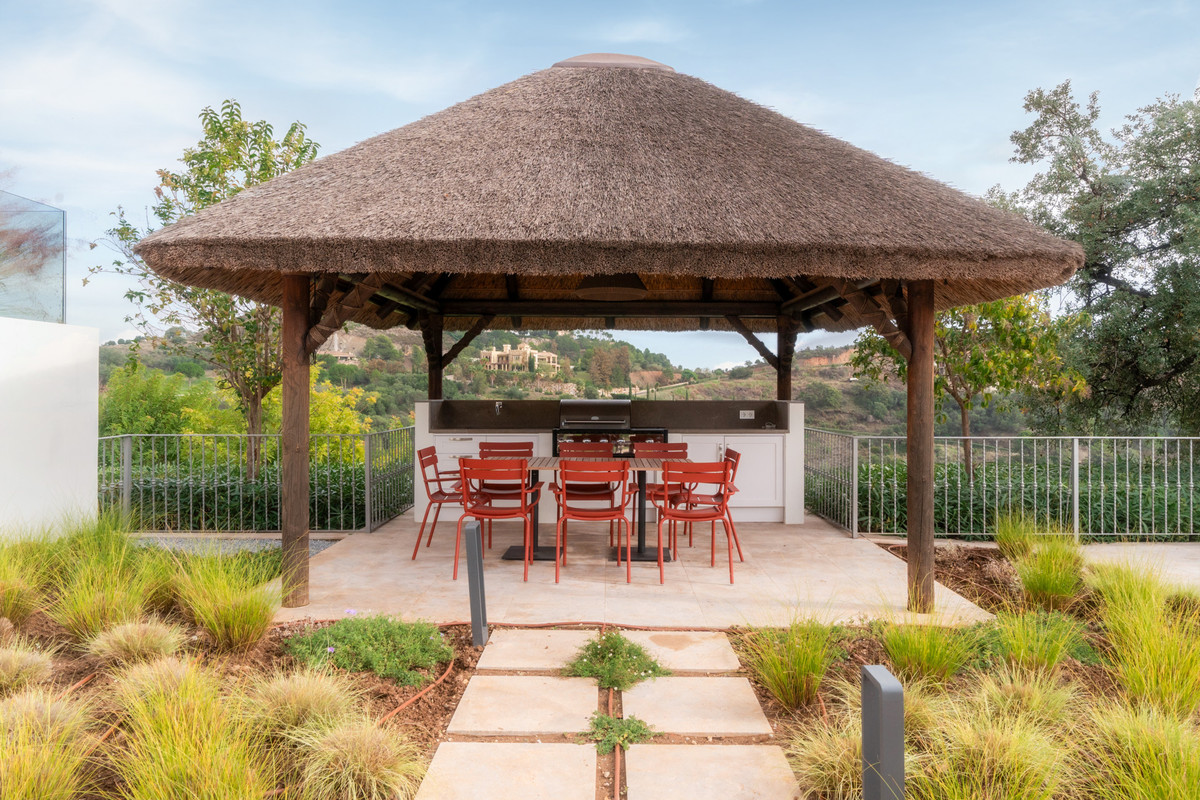 55c035b2565ebe5e64d1fea7caf190cf - 40