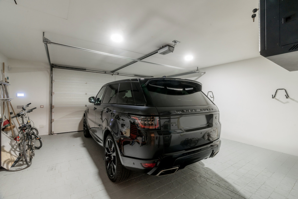 55c035b2565ebe5e64d1fea7caf190cf - 42