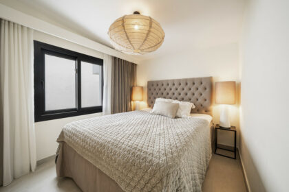 560da7ed4d513b08a11413ddffe5c6f2 - 18