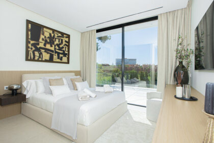 56fdc3d7e0159d69d3076d1f82ba1c3c - 15