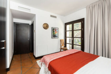 58e3353f9be46543c06cb0fc8b1b75b2 - 31