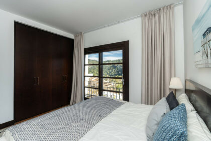 58e3353f9be46543c06cb0fc8b1b75b2 - 34