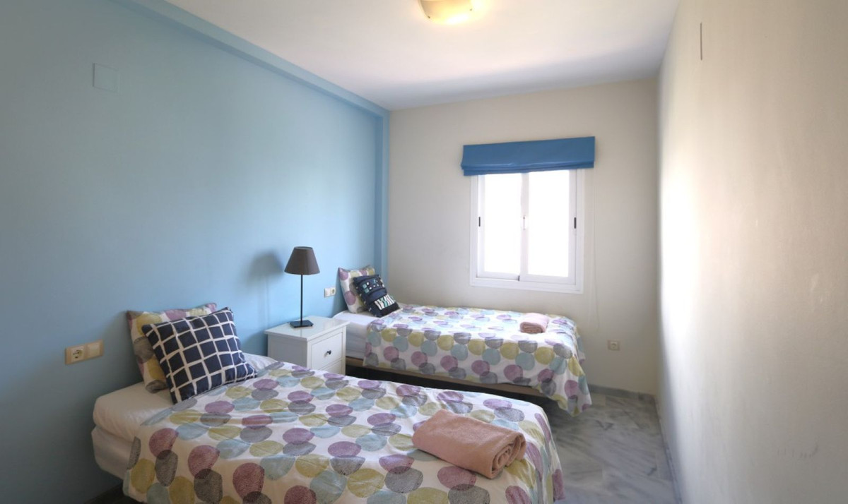 59bd0adae563b686357f3719c84bb154 - 10