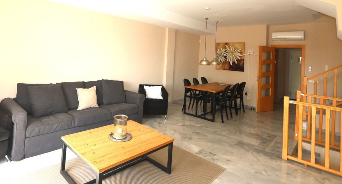 59bd0adae563b686357f3719c84bb154 - 3