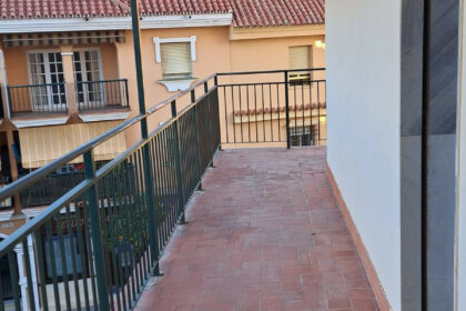 5a2a4cb7df96a6dd632f2e5ed276df87 - 14