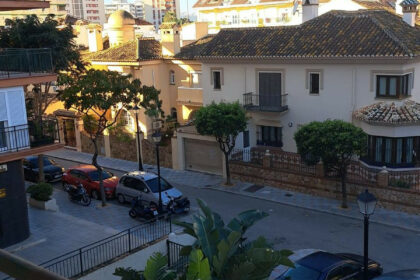 5a2a4cb7df96a6dd632f2e5ed276df87 - 20